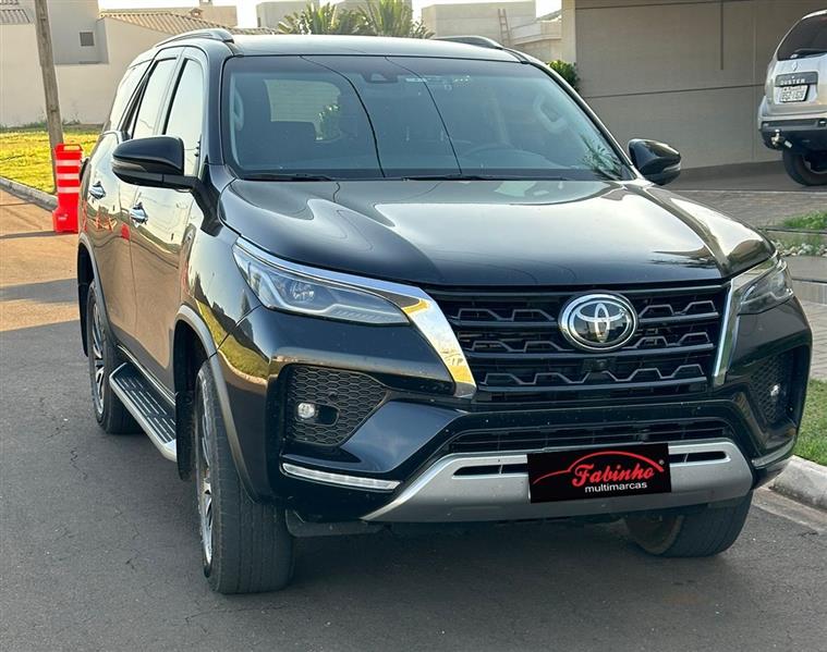 HILUX SW4